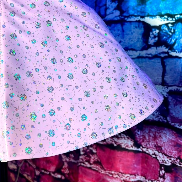 New Pink Vinyl Rave skirt - Picture 4 of 6